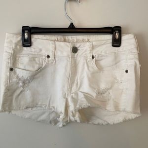 SOLD American Eagle Stretch White Denim Shorts